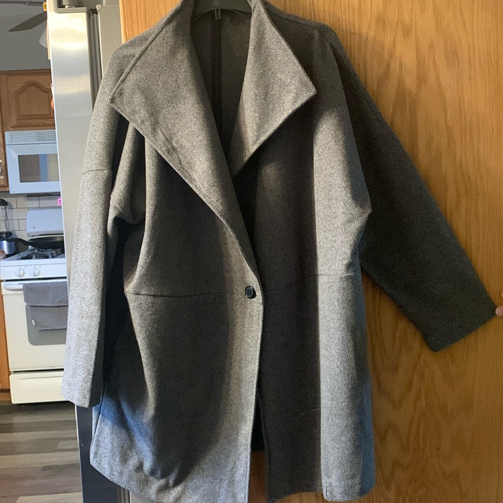 Banana Republic XL women’s dress coat new without tags gray